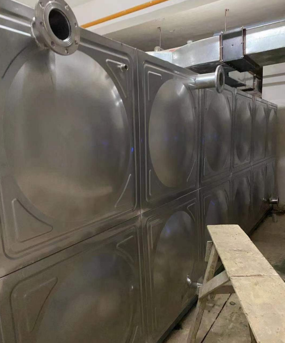 青海日常维护不锈钢水箱的流程是怎样的